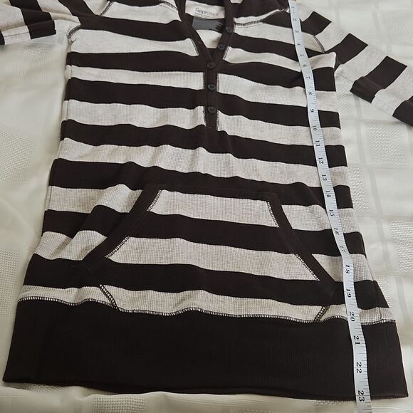 Gap Kids Hoodie Long Sleeves Sweater With Kangaroo Pockets Size 8 Brown/ Cream - Picture 8 of 16